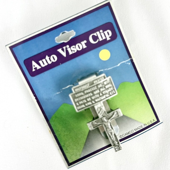 New w Tag Auto Car Visor Clip Crucifix Motorist Prayer Catholic CAMCO USA - Picture 9 of 9